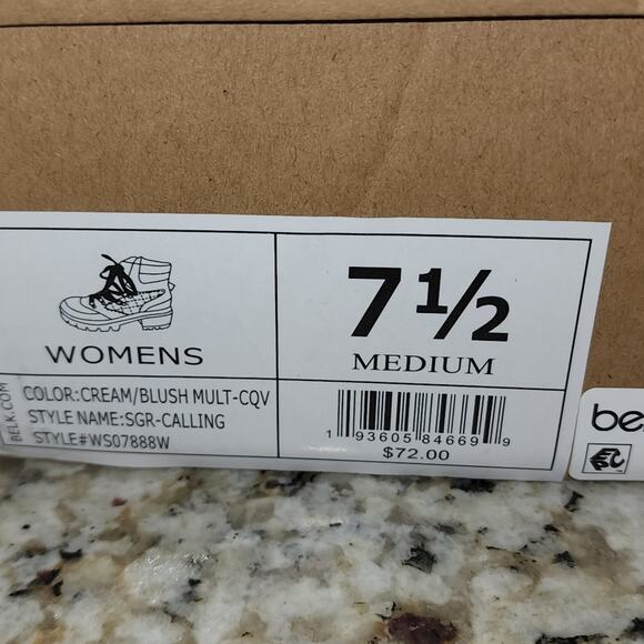 SUGAR NWT CALLING HIKER BOOTS - Picture 11 of 13